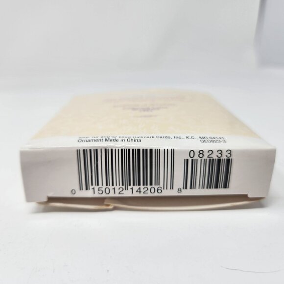 1994 Hallmark Vintage Keepsake Ornament "Gathering Sunny Memories" Collectible - Picture 7 of 8